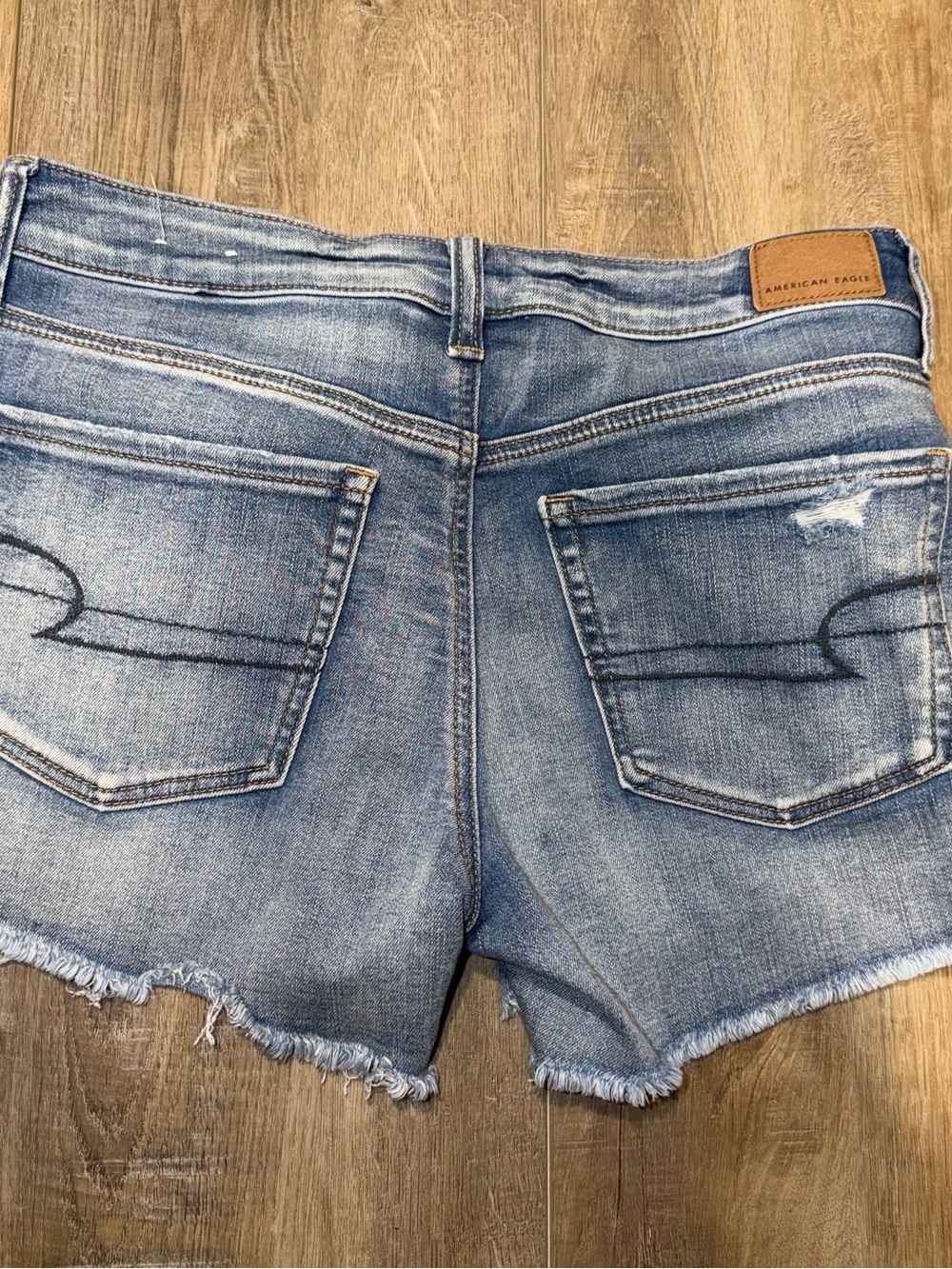 American Eagle Outfitters Light Blue Distressed Denim Shorts - Picture 3 of 6